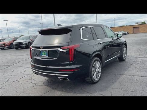 New 2024 Cadillac XT6 Premium Luxury AWD/4WD image 8