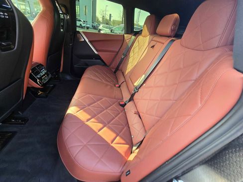 Used 2023 BMW iX M60 w/ Executive Package image 22