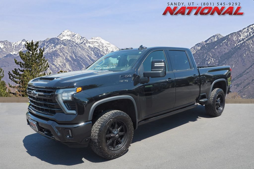 Used 2024 Chevrolet Silverado 3500 LTZ w/ LTZ Plus Package AWD/4WD image 1