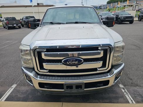 Used 2016 Ford F250 Lariat w/ Lariat Ultimate Package AWD/4WD image 2