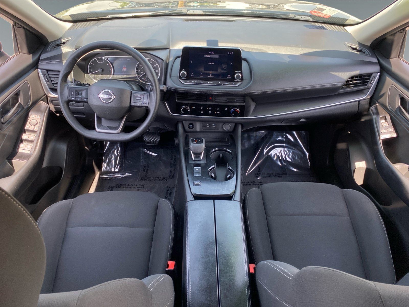 Used 2025 Nissan Rogue S FWD image 10