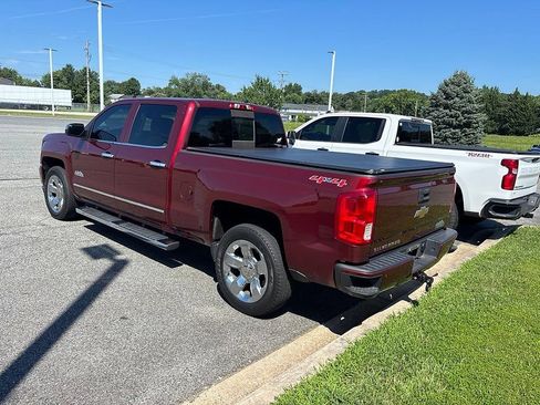 Used 2016 Chevrolet Silverado 1500 High Country w/ High Country Premium Package AWD/4WD image 9