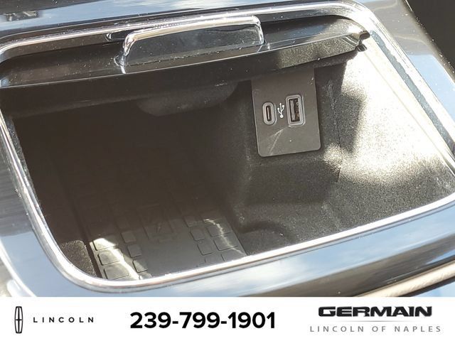 Certified 2022 Lincoln Nautilus Reserve AWD/4WD image 33