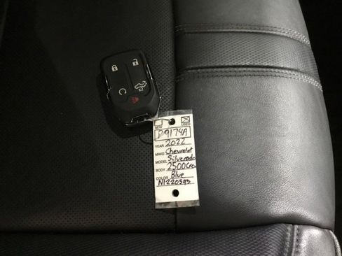 Used 2022 Chevrolet Silverado 2500 High Country w/ Technology Package image 56