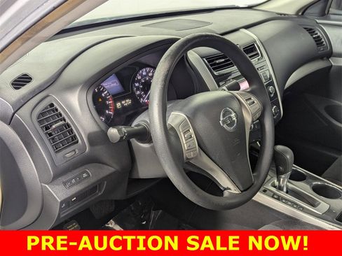 Used 2013 Nissan Altima 2.5 S image 11