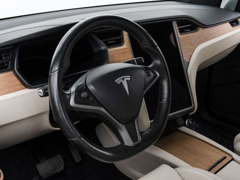 Used 2020 Tesla Model X Long Range image 23