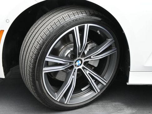 Used 2024 BMW 330i Sedan RWD image 21
