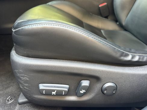 Used 2016 Lexus CT 200h w/ Navigation Package FWD image 14