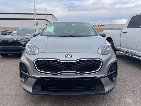 Certified 2022 Kia Sportage LX image 3