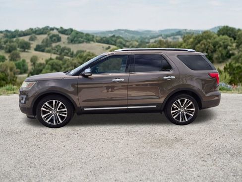 Used 2016 Ford Explorer Platinum AWD/4WD image 5