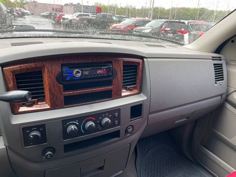 Used 2006 Dodge Ram 1500 Truck SLT AWD/4WD image 14