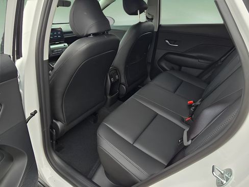 New 2026 Hyundai Kona SEL Premium AWD/4WD image 16
