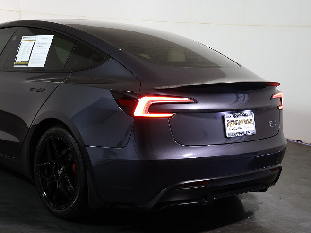 Used 2024 Tesla Model 3 Performance AWD/4WD image 11