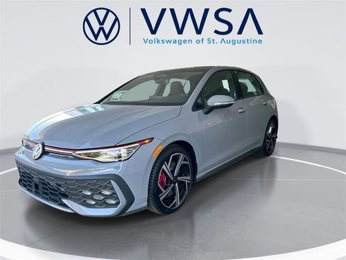 New 2026 Volkswagen GTI SE image 3