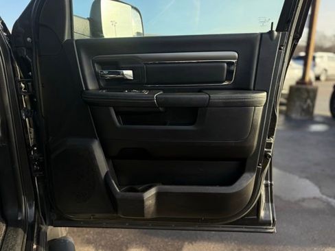 Used 2015 RAM 1500 Sport w/ Black Ram 1500 Sport Group image 17