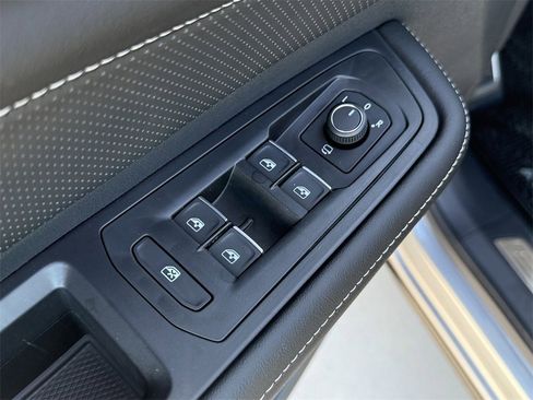 New 2026 Volkswagen Atlas Cross Sport SEL Premium R-Line image 11