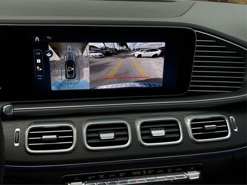 Used 2025 Mercedes-Benz GLE 350 4MATIC image 25