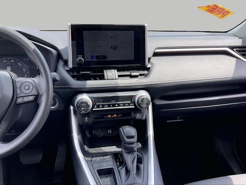 Used 2025 Toyota RAV4 XLE FWD image 7
