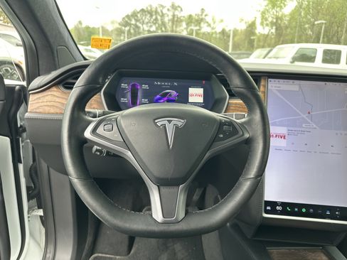 Used 2019 Tesla Model X Long Range AWD/4WD image 26