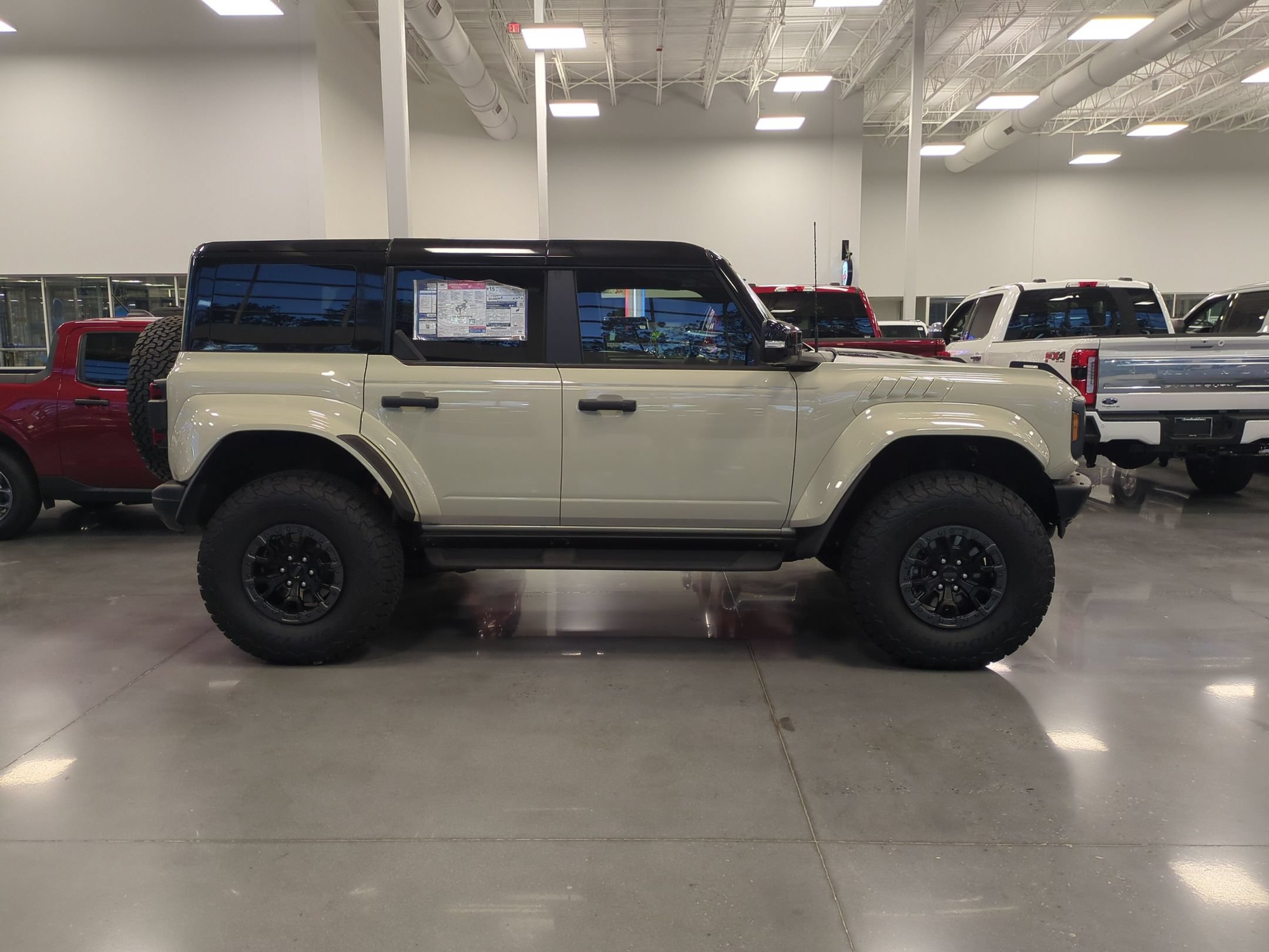 New 2025 Ford Bronco Raptor AWD/4WD image 3