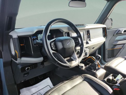 Used 2023 Ford Bronco Badlands image 20