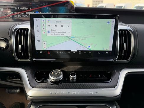 New 2025 Ford Expedition Max Platinum w/ Stealth Performance Package image 21