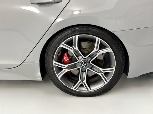 Used 2020 Kia Stinger GT2 RWD image 32