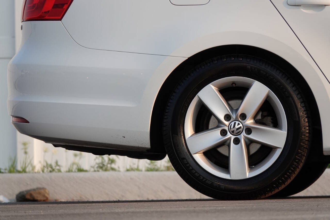 Used 2014 Volkswagen Jetta TDI FWD image 43