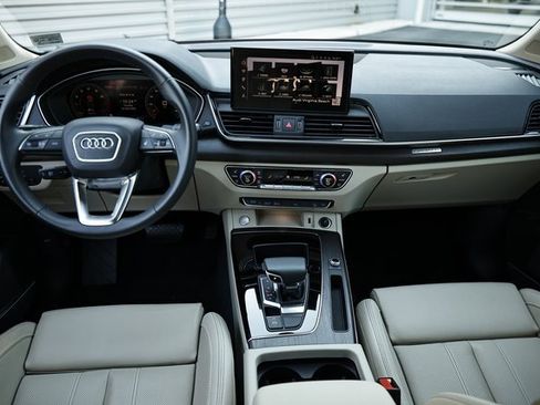 Certified 2025 Audi Q5 2.0T Premium Plus w/ Premium Plus Package image 26
