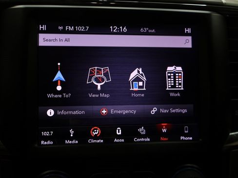 Used 2018 RAM 1500 Laramie w/ Convenience Group image 20