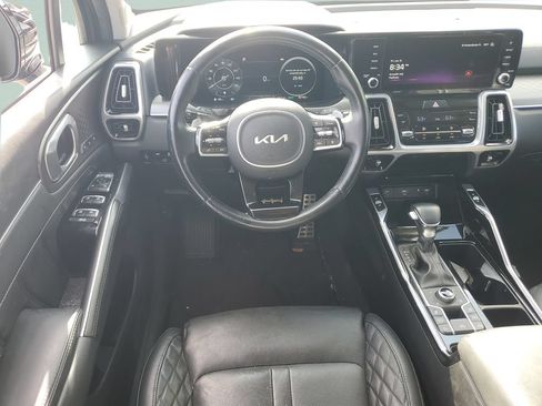 Used 2023 Kia Sorento SX AWD/4WD image 12