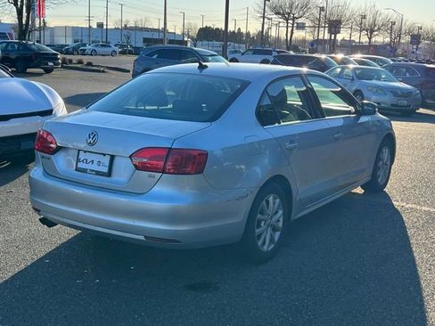 Used 2014 Volkswagen Jetta SE image 8