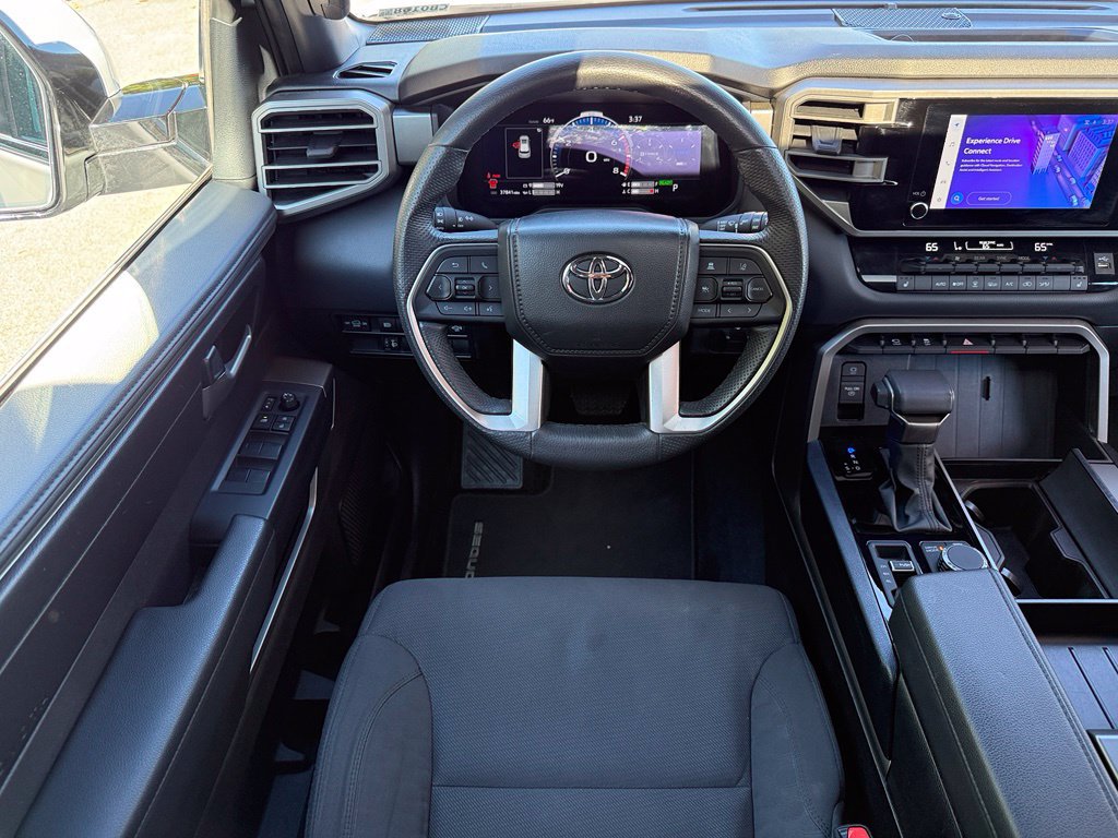 Used 2025 Toyota Sequoia SR5 AWD/4WD image 26