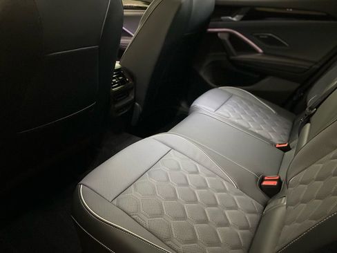 New 2026 Volkswagen Tiguan SEL R-Line image 5