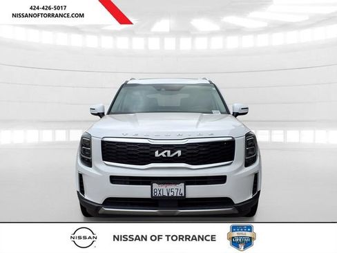 Used 2022 Kia Telluride EX w/ EX Premium Package AWD/4WD image 2