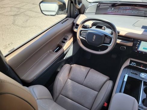 New 2026 Lincoln Navigator L Black Label AWD/4WD image 10