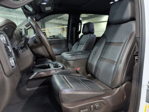 Used 2021 GMC Sierra 2500 Denali w/ Denali Ultimate Package image 8