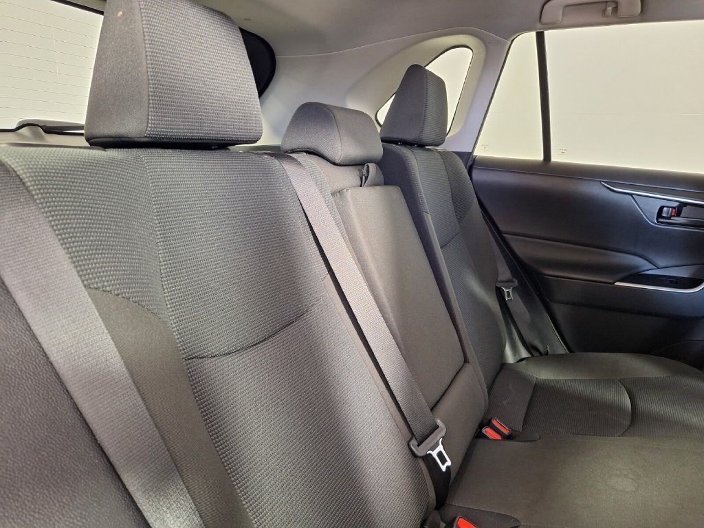 Used 2025 Toyota RAV4 LE FWD image 27