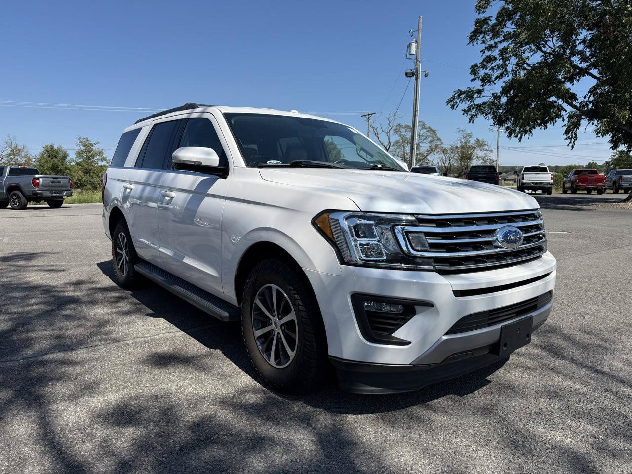 Used 2018 Ford Expedition XLT w/ Equipment Group 201A RWD image 5