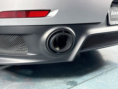 Used 2018 Porsche 911 GT2 RS RWD image 58
