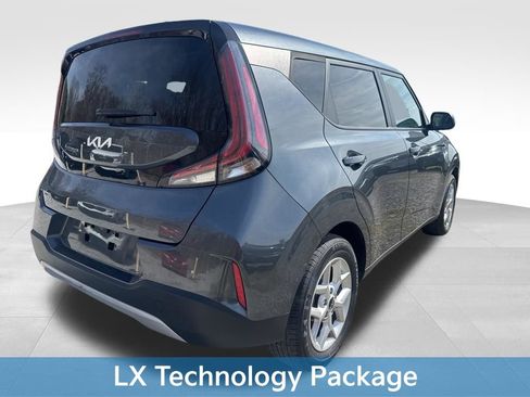 Used 2024 Kia Soul LX w/ Option Group 015 image 9