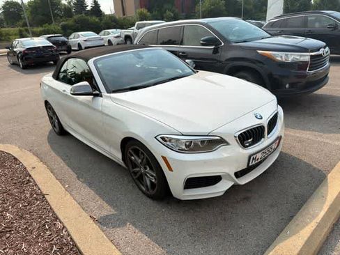 Used 2015 BMW M235i Convertible RWD image 6