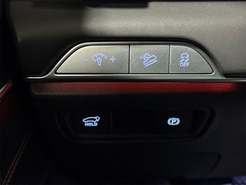 Used 2025 Genesis GV80 2.5T Standard image 18