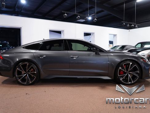 Used 2023 Audi RS 7 Sportback w/ Black Optic Package image 8