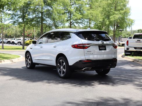 Used 2021 Buick Enclave Essence w/ Sport Touring Edition FWD image 7