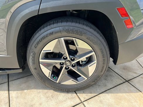 Used 2026 Hyundai Tucson SEL FWD image 14