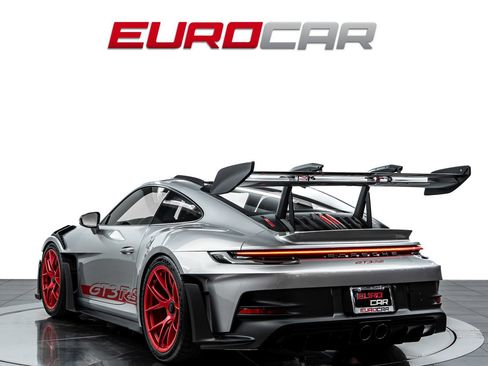 Used 2024 Porsche 911 GT3 RS RWD image 3