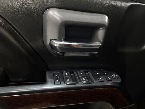 Used 2016 GMC Sierra 1500 SLE w/ SLE Value Package AWD/4WD image 16