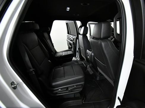 Used 2022 Chevrolet Tahoe Z71 image 23