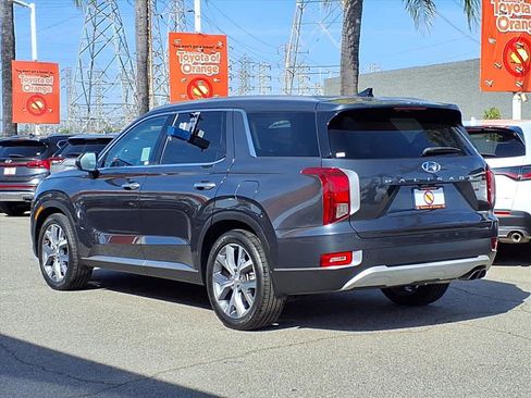 Used 2022 Hyundai Palisade SEL w/ 8P Bench Seat Package image 4